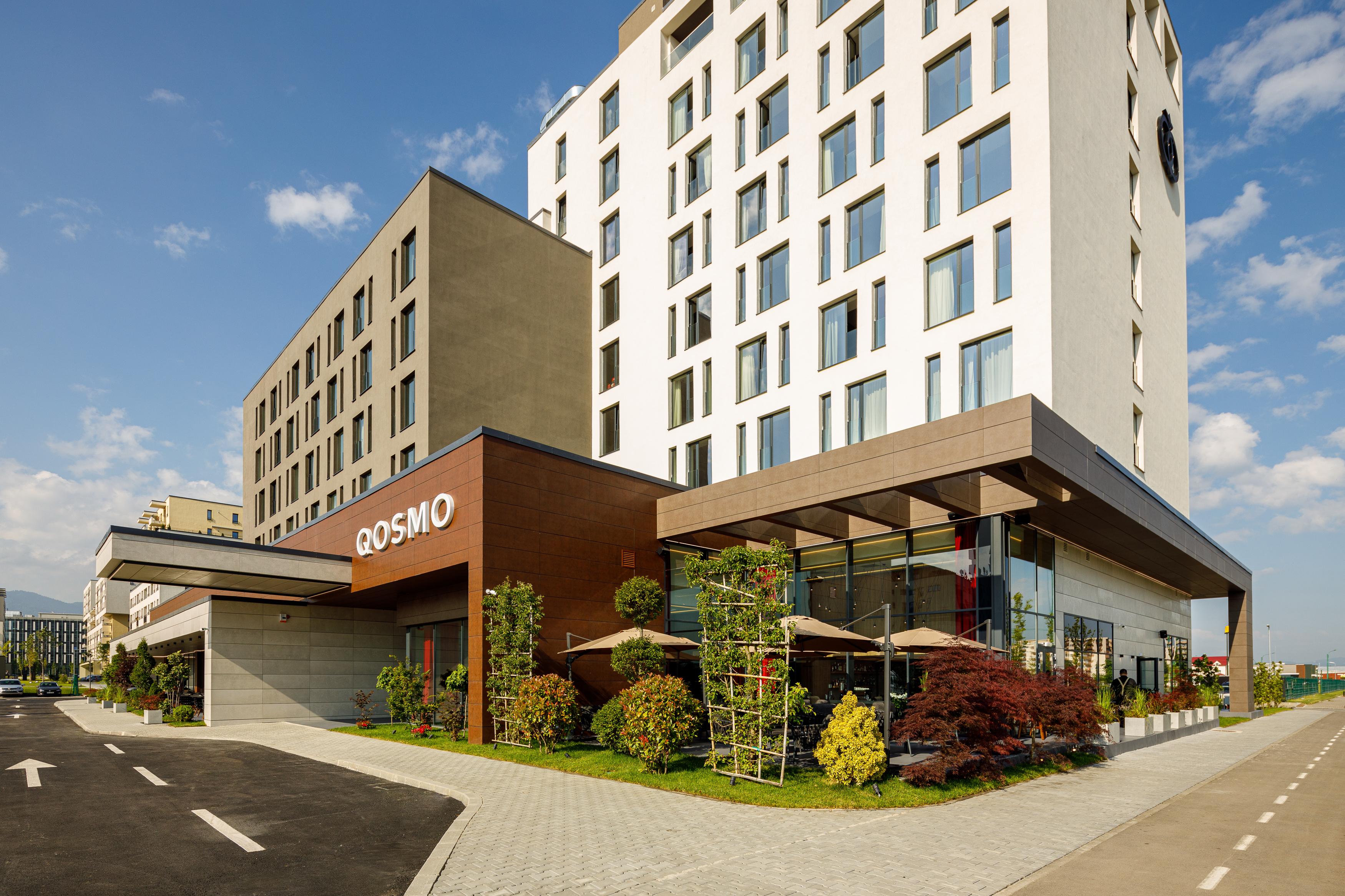 Qosmo Brasov Hotel Braşov Exterior foto